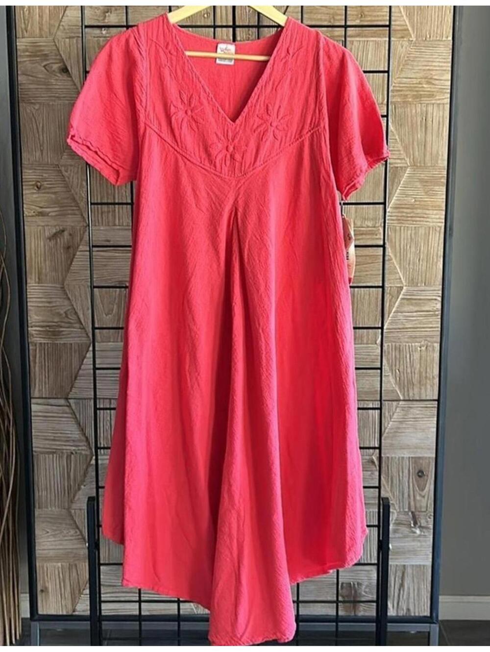 NWT Womens Short Sleeve Dress Size Medium Salmon Pointed Hem Boho